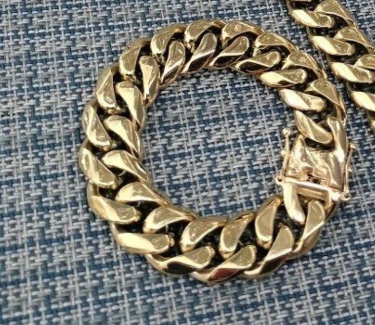 New 18k yellow gold cuban link bracelet 16mm thick