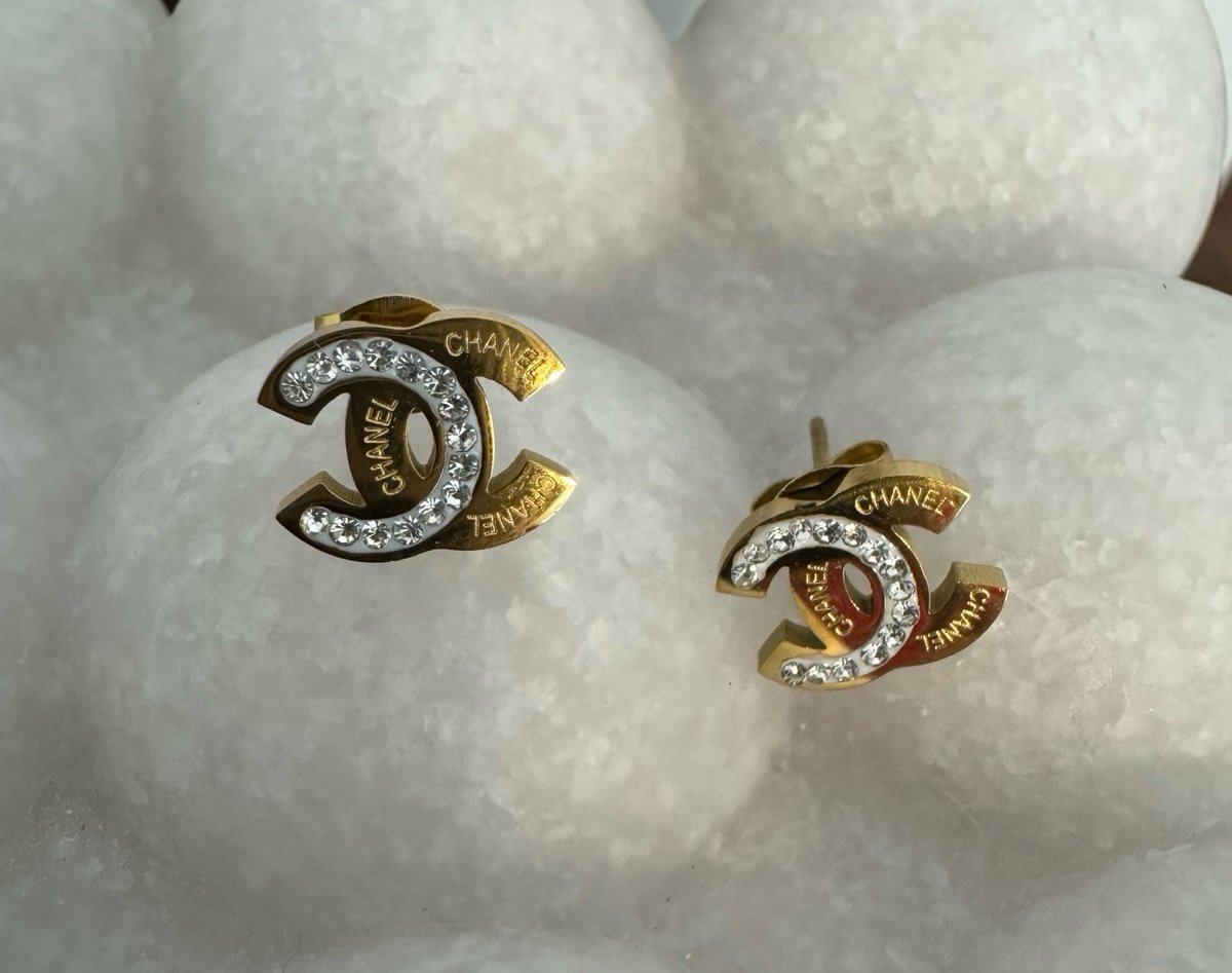 NWT Gold Earrings