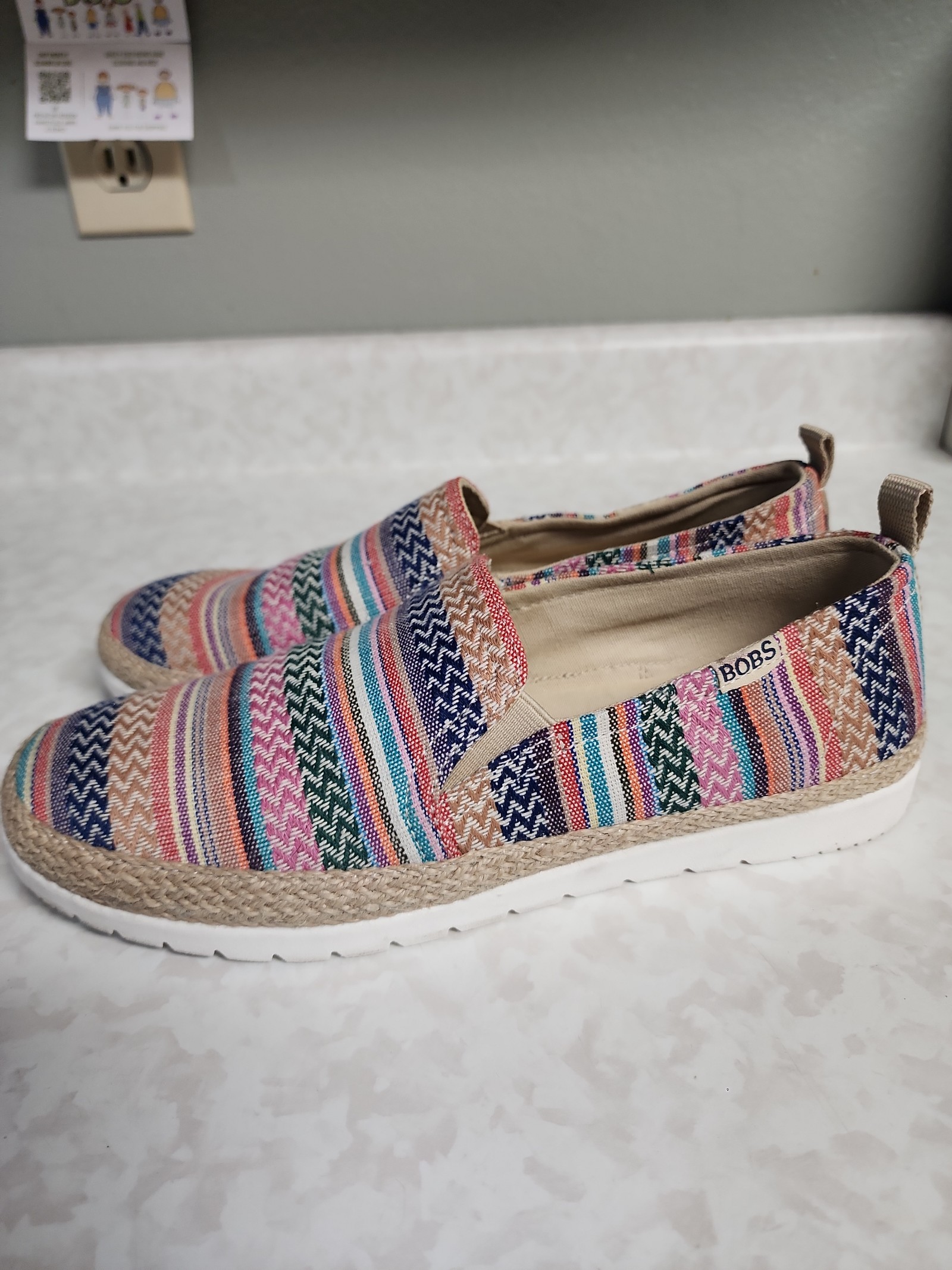 Skechers Bobs slip ons women's 8.5 great condition number 3038