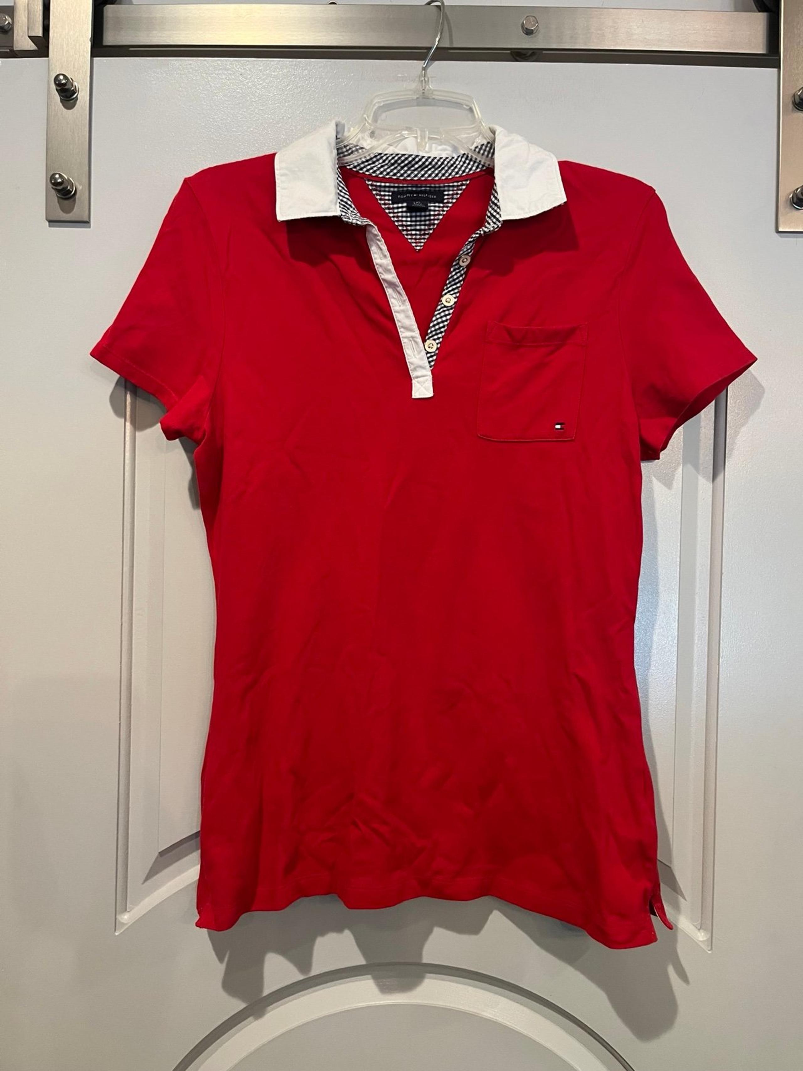 Classic Y2K style Tommy Hilfiger red polo shirt. So preppy! EUC!
