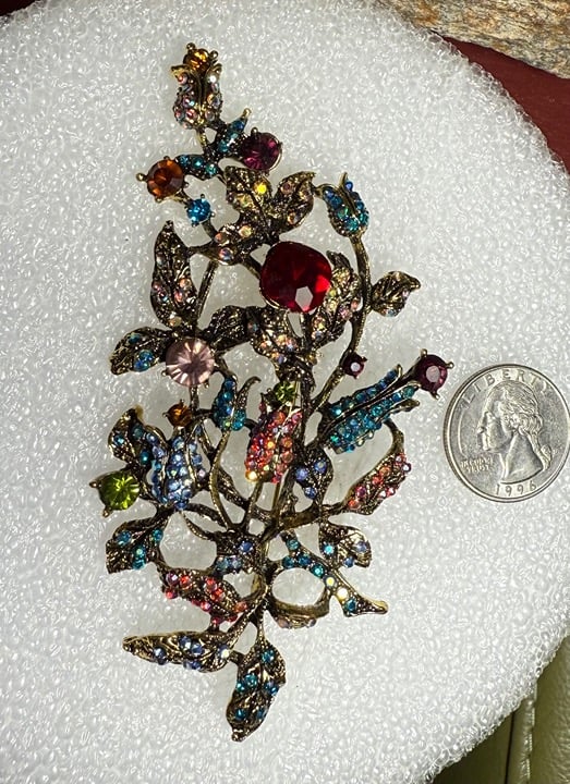 Eclectic Gorgeous 4 1/4” Large Multi Color Vintage Brooch