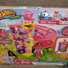 Hot Wheels Racer Verse Barbie Spiral Race New