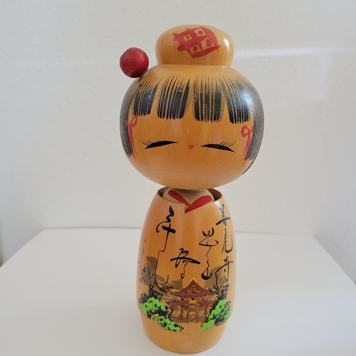 Traditional Japanese kokeshi doll, kokeshi doll, set kokeshi doll, kokeshi vinta
