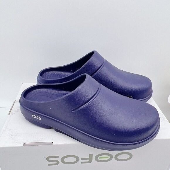 OOFOS Oocloog Luxe Clog Waterproof Navy Size EU 42 Mens US 9/ Womens US 11