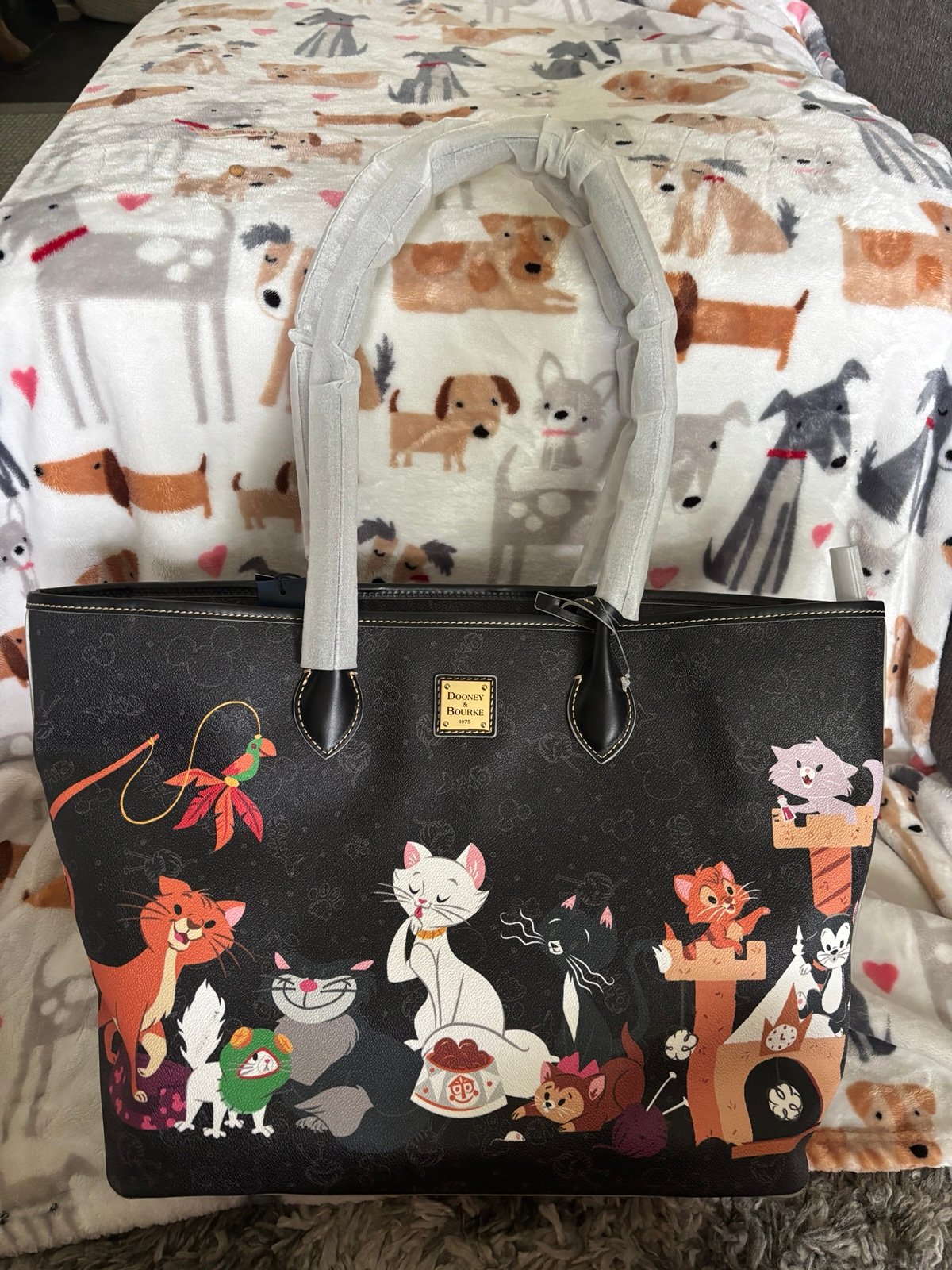 Disney Dooney and Bourke Reigning Cats Tote NWT