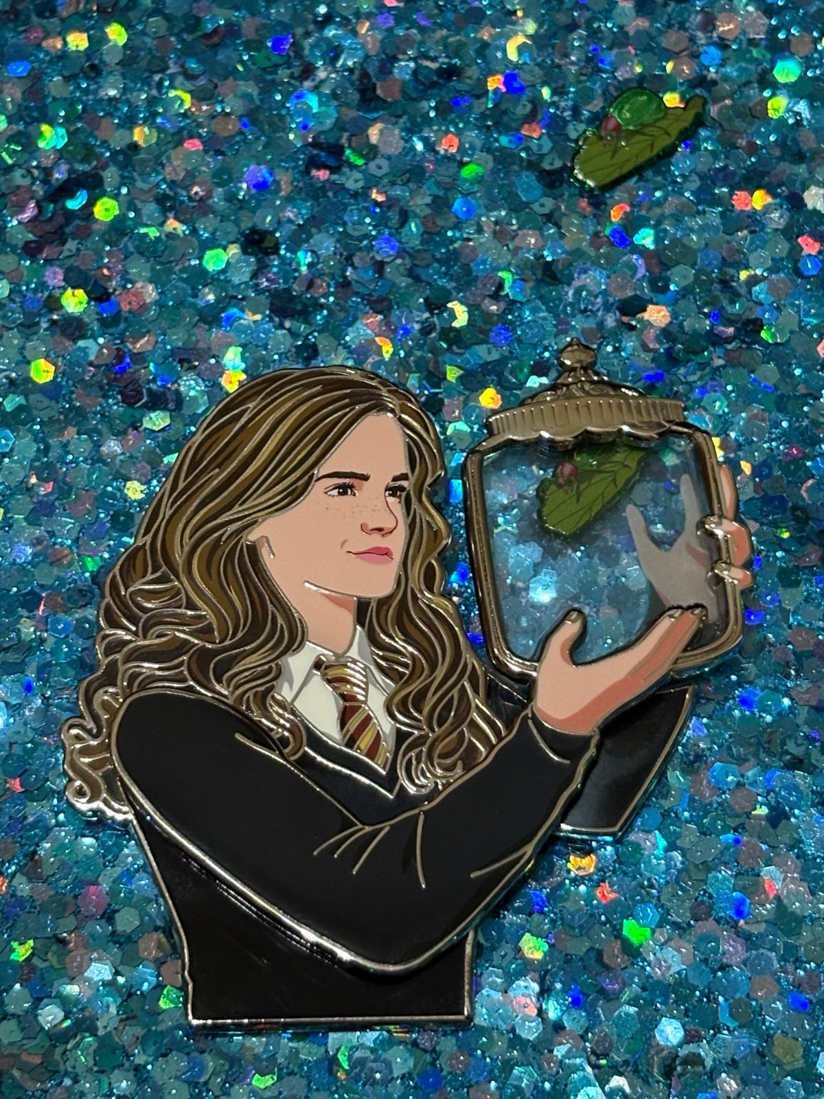 Hermione Granger Harry Potter Fantasy Pin with Rita Skeeter Beetle Mini Magnet