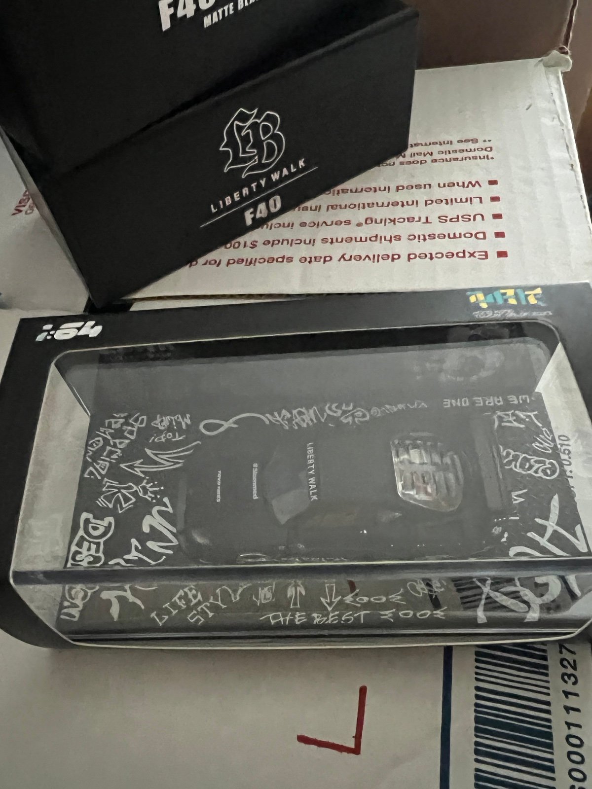 inno64 Hong Kong Toycar salon F40 Special Edition