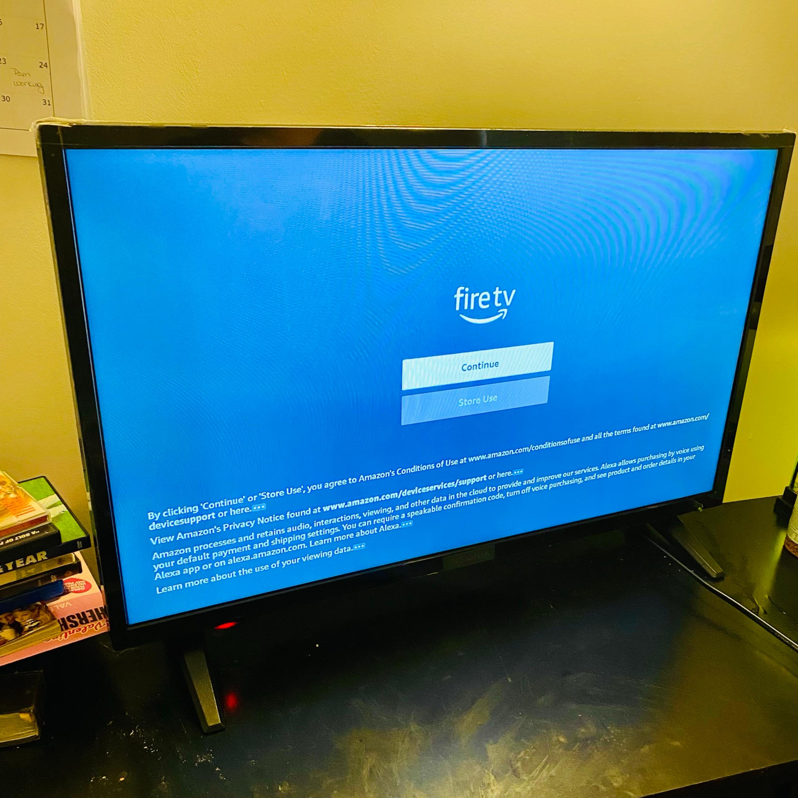 INSIGNIA AMAZON FIRE SMART TELEVISION 32 inch