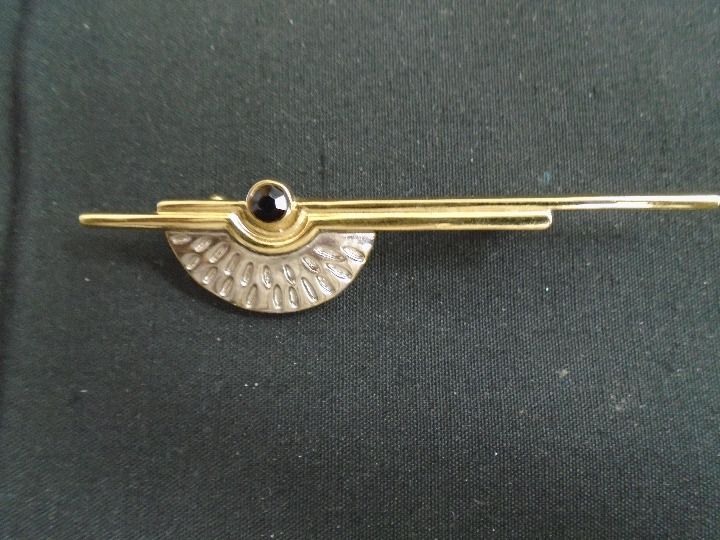Vintage Gold & Silver Tone Brooch. Artistic. Bold. Classy. Full of Design.