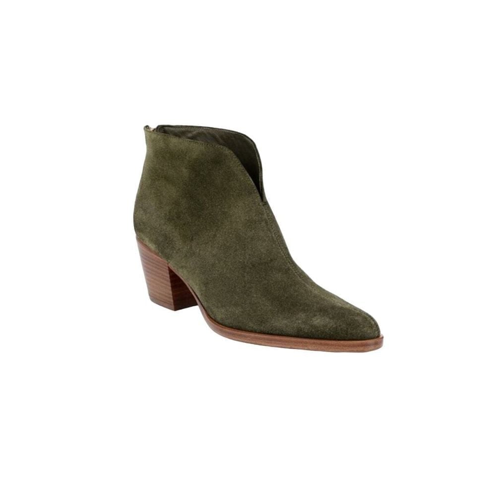 VINCE Women's Suede Havana Notch Ankle Booties 9 Heeled Pointed Toe Western