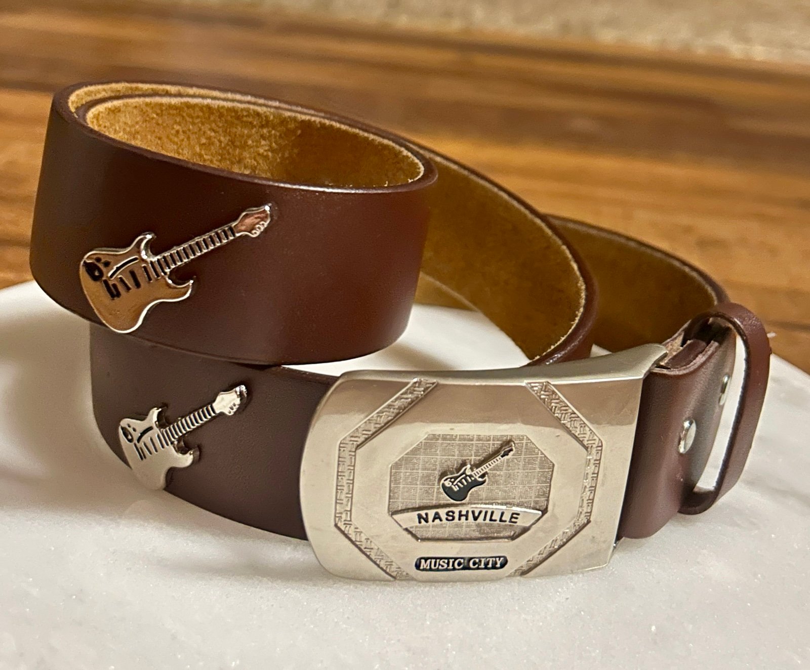 Nashville “Music City” Guitar ~Large Brown Leather Guitar Belt W/ Silver Buckle