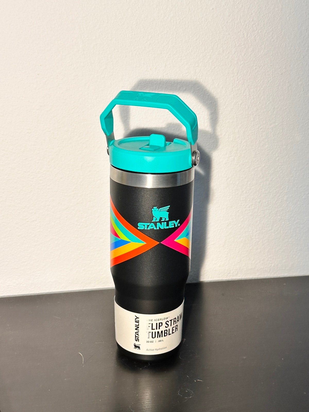 Stanley 30 oz Hyper Geo Heat Wave Pattern Flip Straw Tumbler