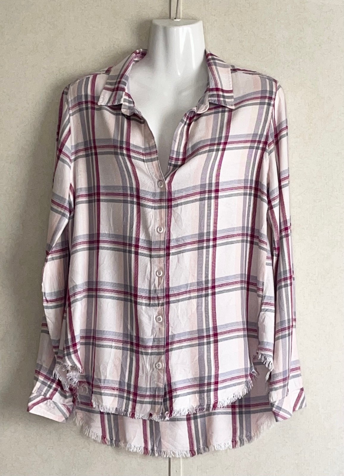 Cloth & Stone White and Pink Relaxed Button Down Shirt  Size: M cloth & stone