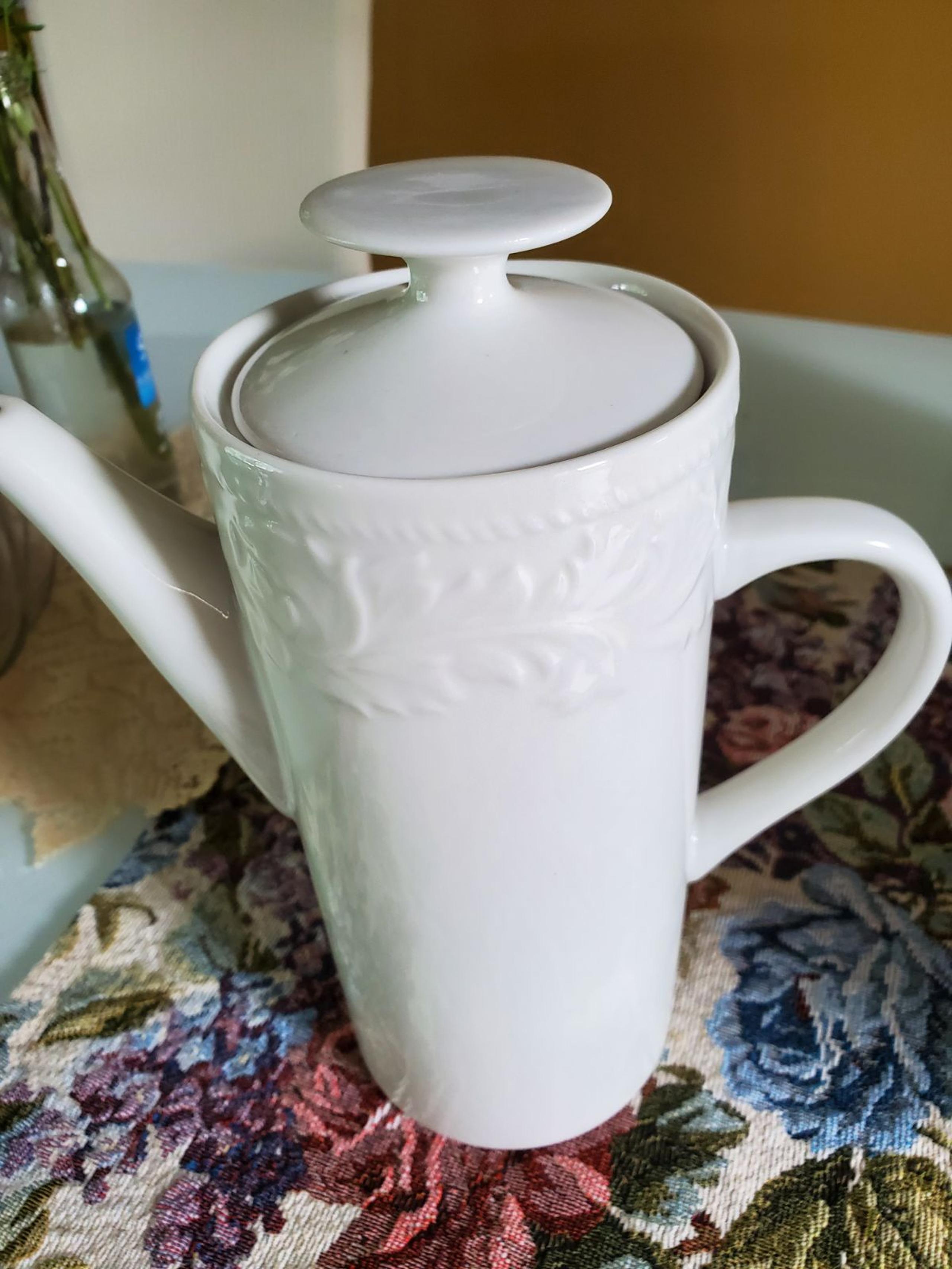 Coffee / tea pot  server  stoneware