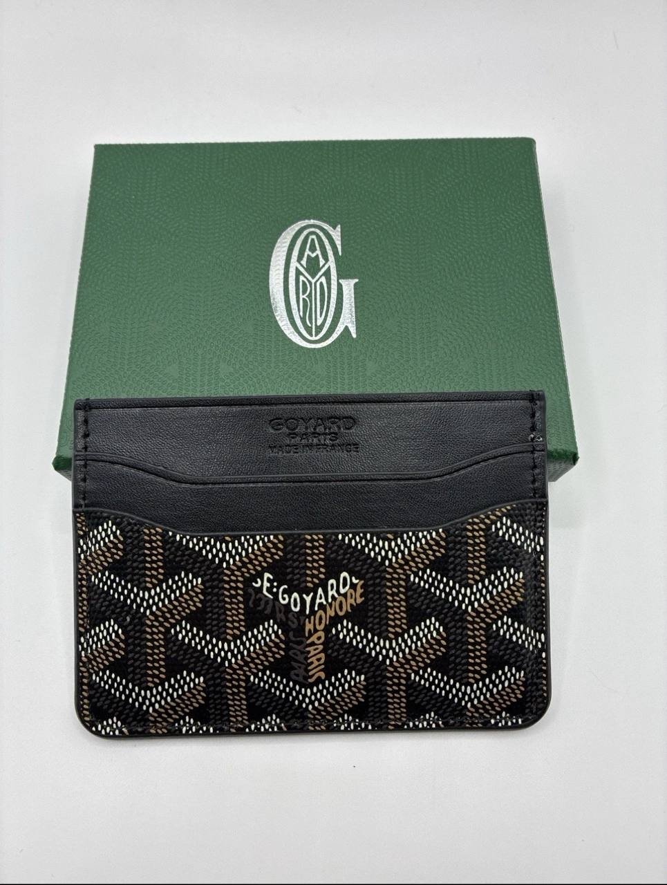 Black Luxury Card Holiday Must-Have