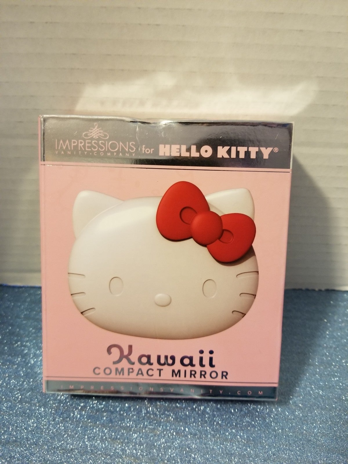 #B Sanrio Hello Kitty ( WHITE RED BOW ) Compact Mirror