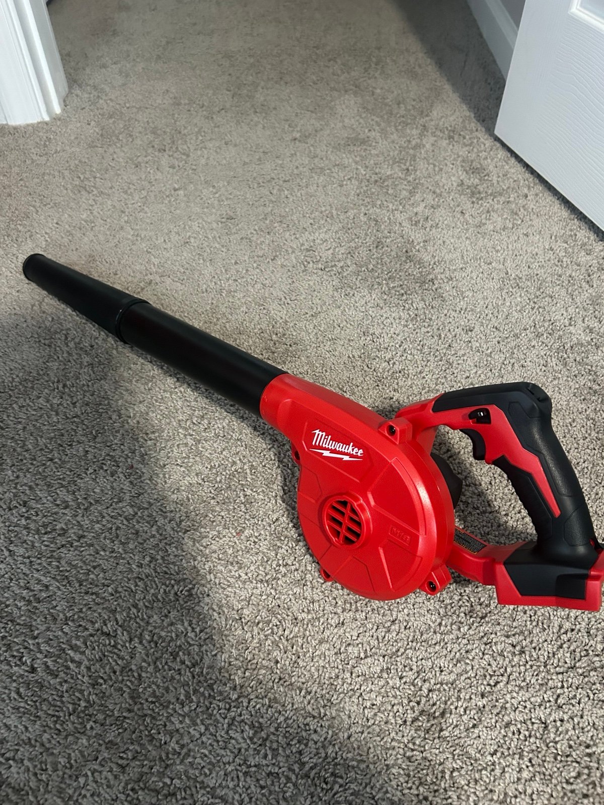 Milwaukee M18 Compact Blower