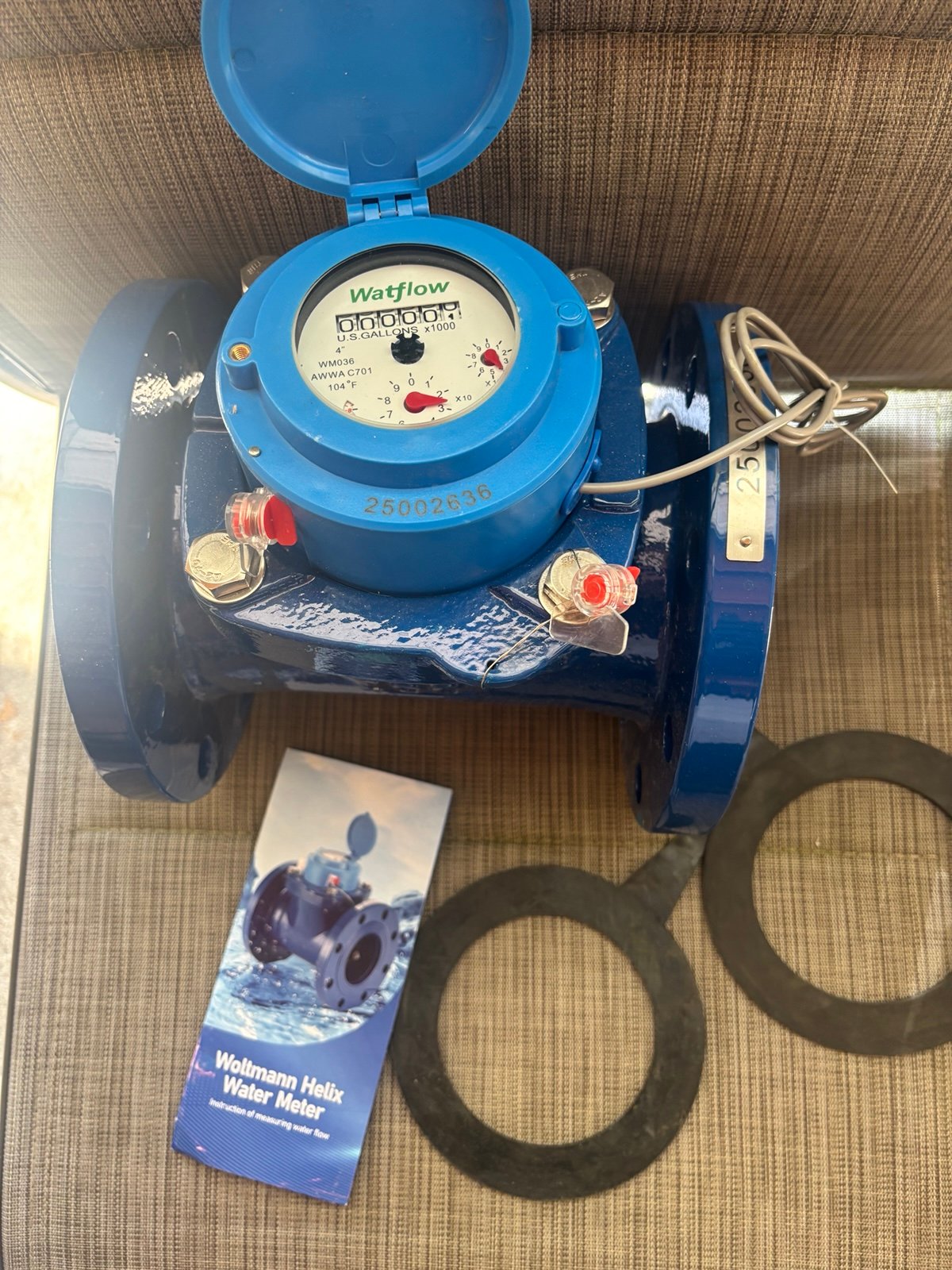 Watflow new in box 4 inch water meter