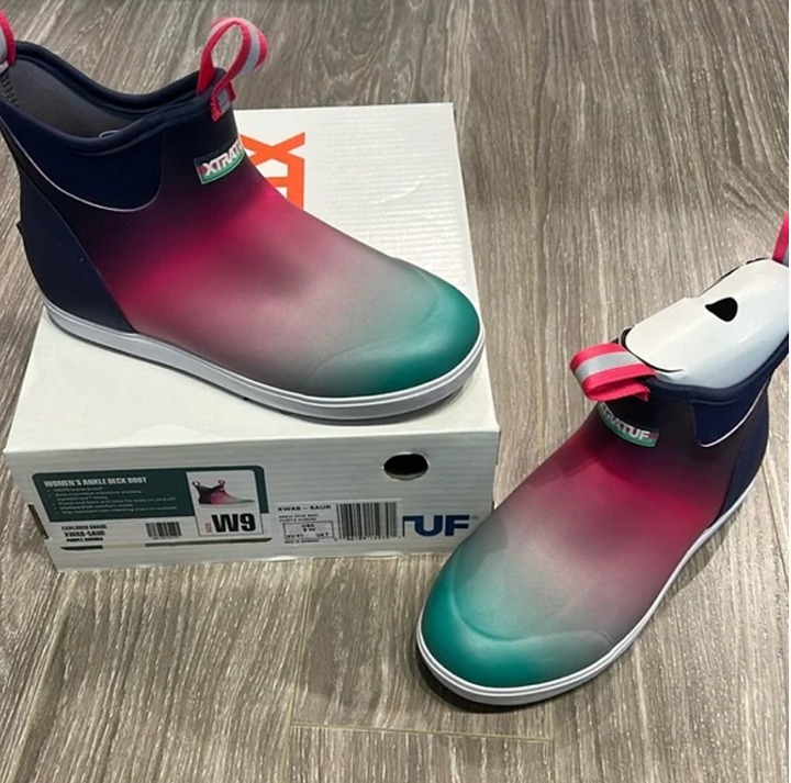 XTRATUF Ankle Deck Boot Purple Aurora Size 9 NEW