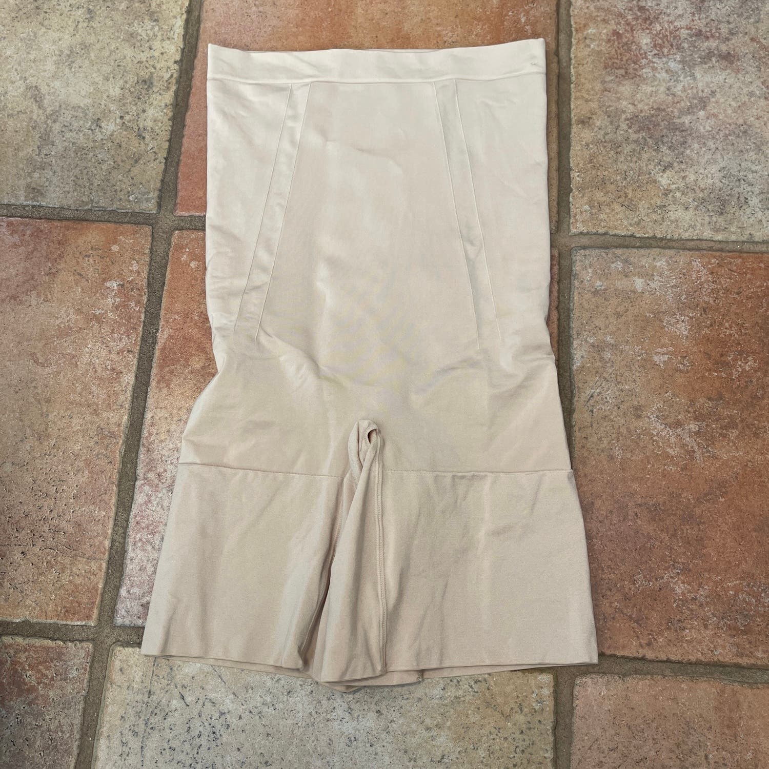 SPANX SCULPT HIGH WAIST SHAPEWEAR SHORTS