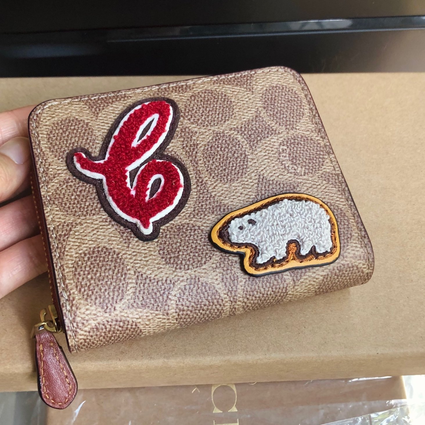 Coach Billfold Wallet In Signature Canvas With Patches