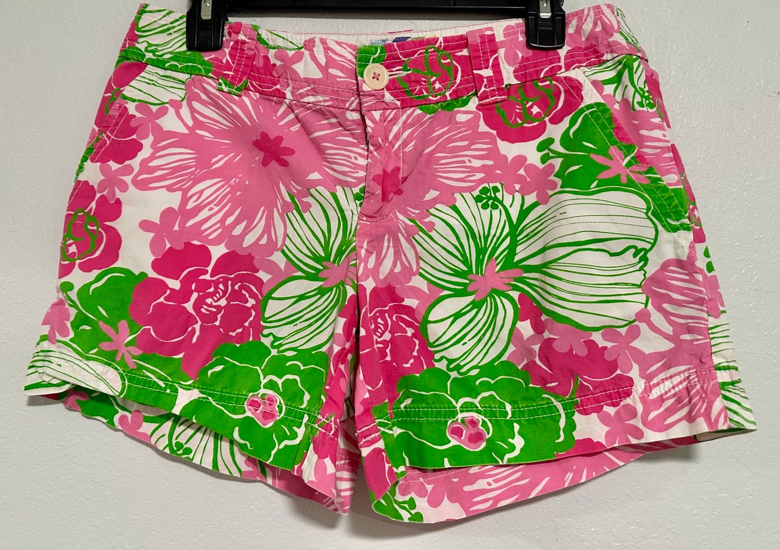 LILLY PULITZER Pincord Mini-Shorts Bright Green pink Floral SZ 6 Women