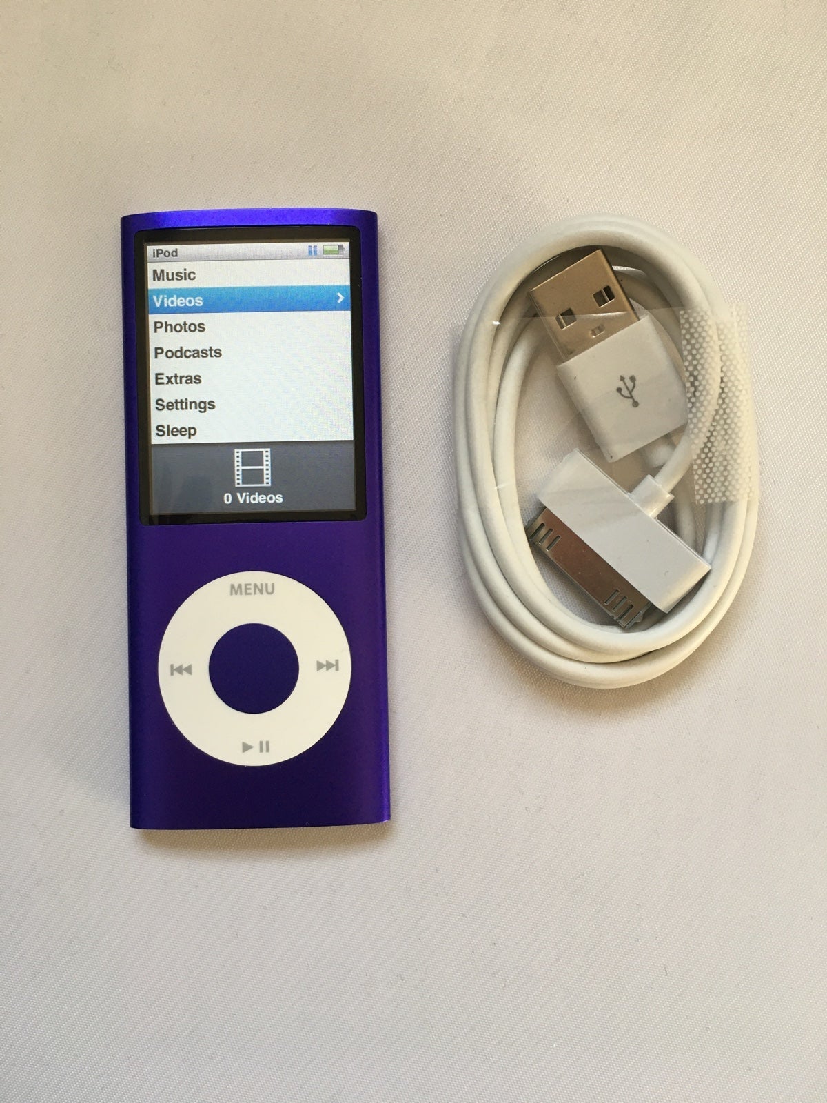 iPod Nano 4th Gen 8gb Purple Mint