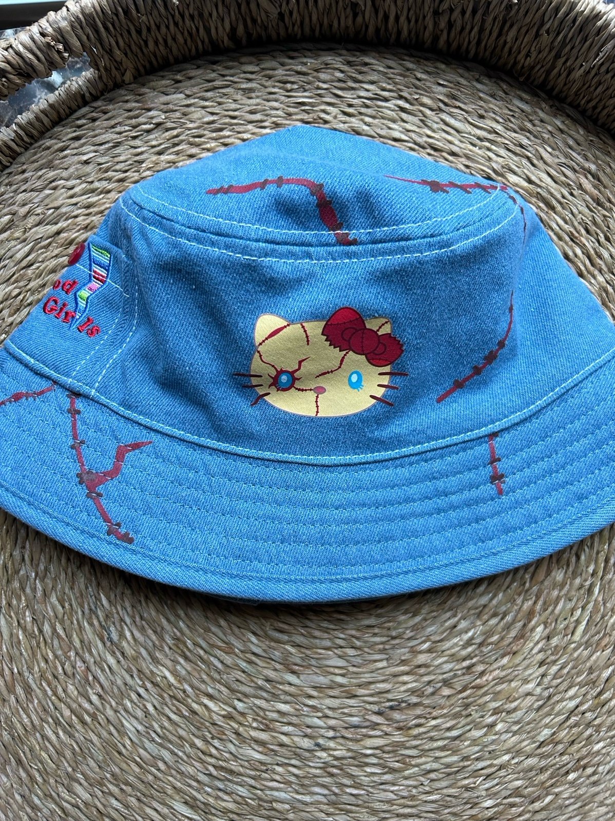 Hello kitty chucky bucket hat exclusive HHN