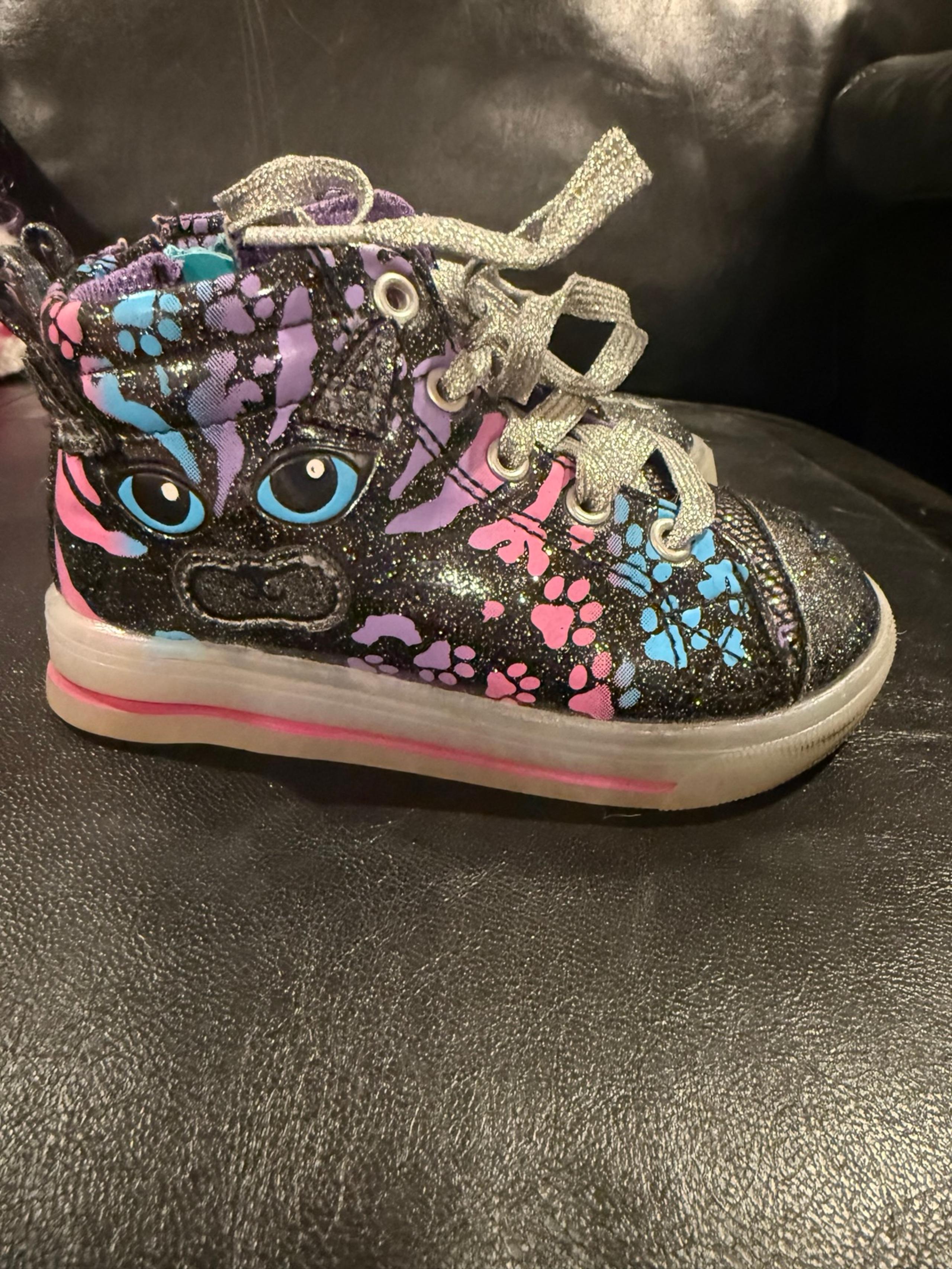 Toddler Girls light up boots - Athletic Works