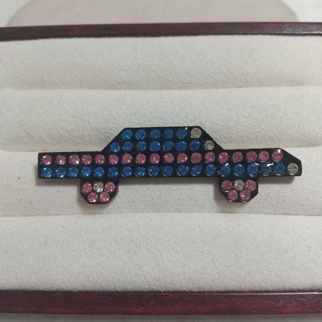 Vintage brooch, pin brooch, car, colorful stones, retro second-hand clothing.