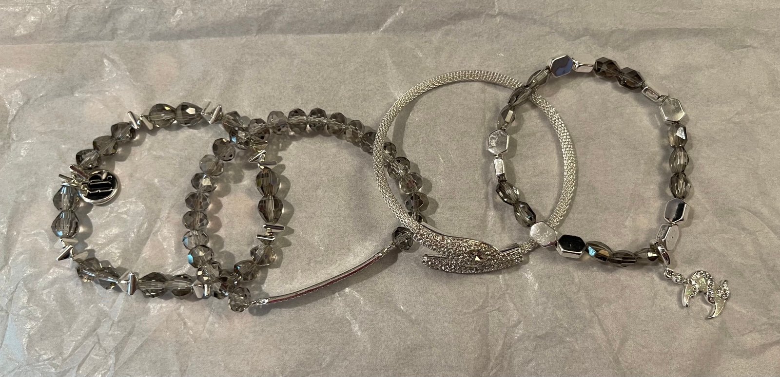 Bomb Party Halloween Stack - Serpents Glowing Slumber