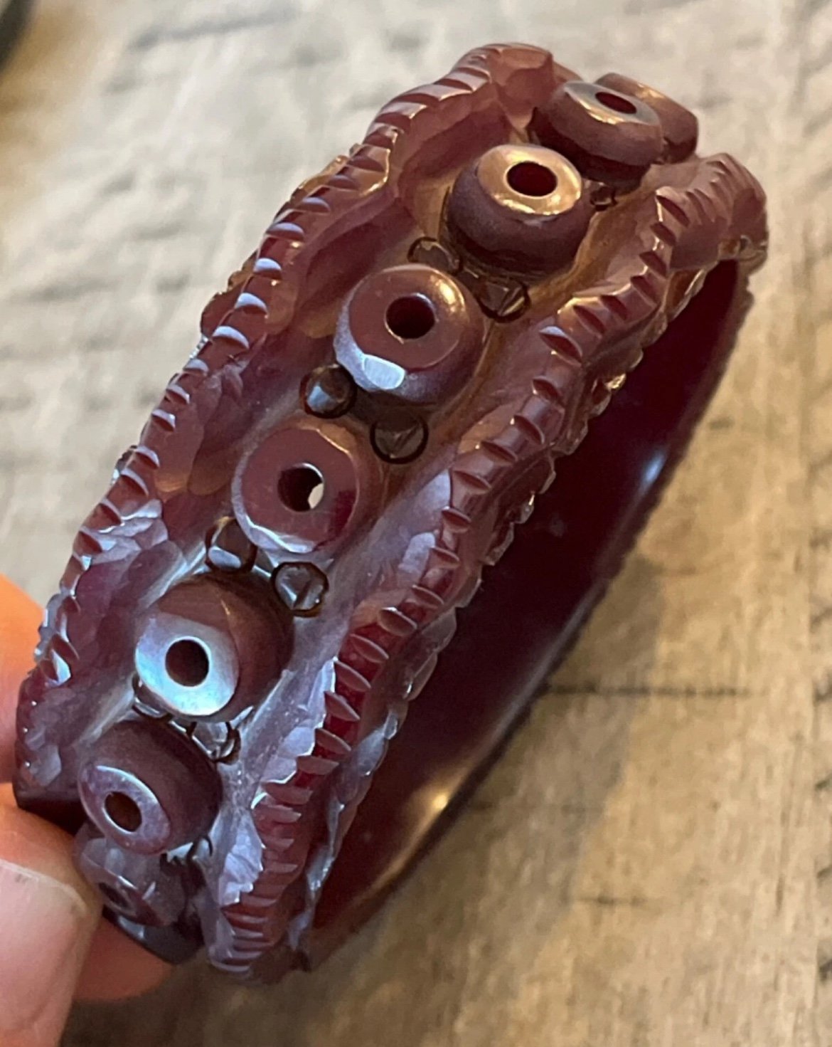 Dark cherry translucent faturan coral carved bangle bracelet 031124bA@@