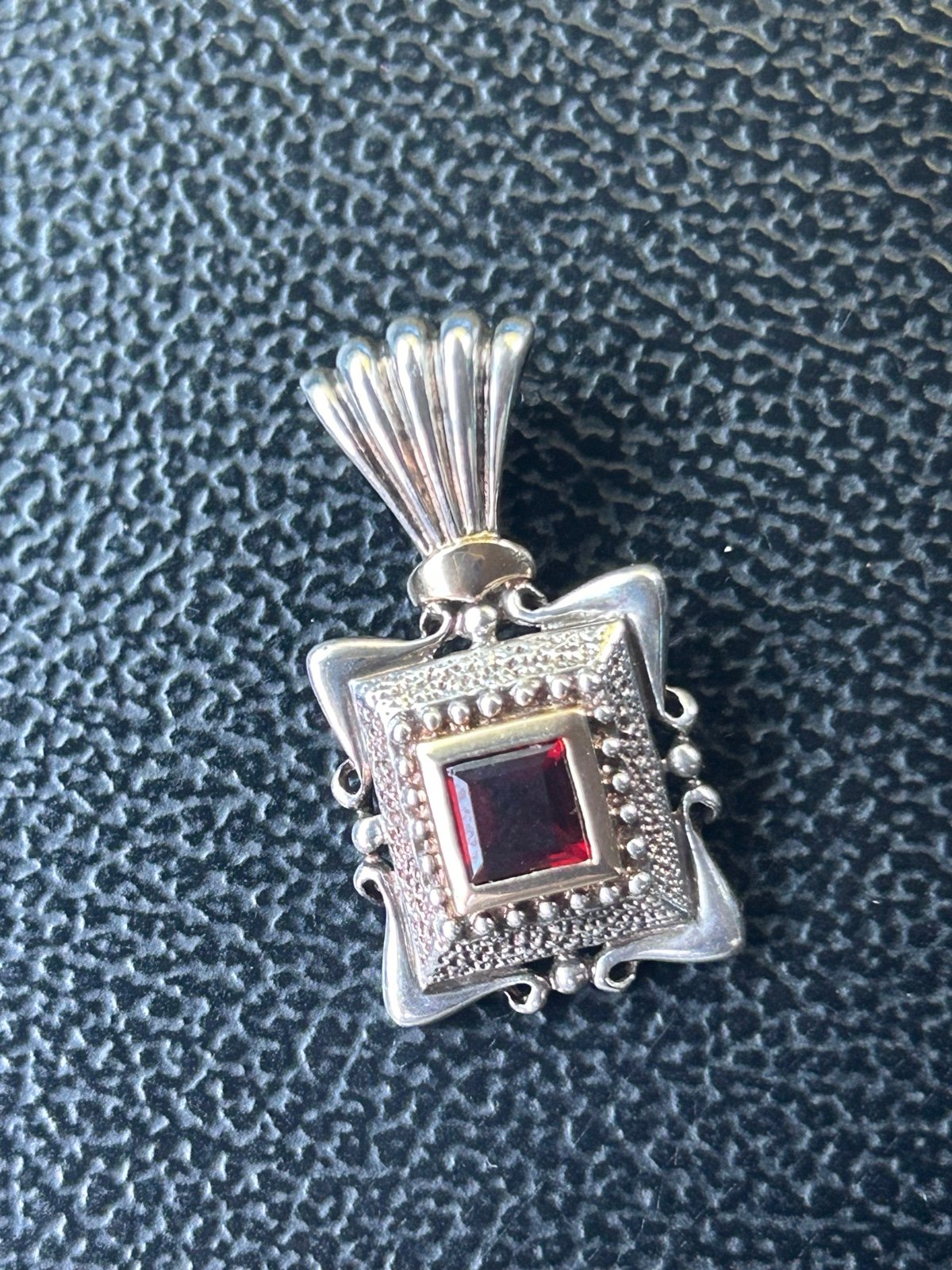 14k & Sterling Silver pendant