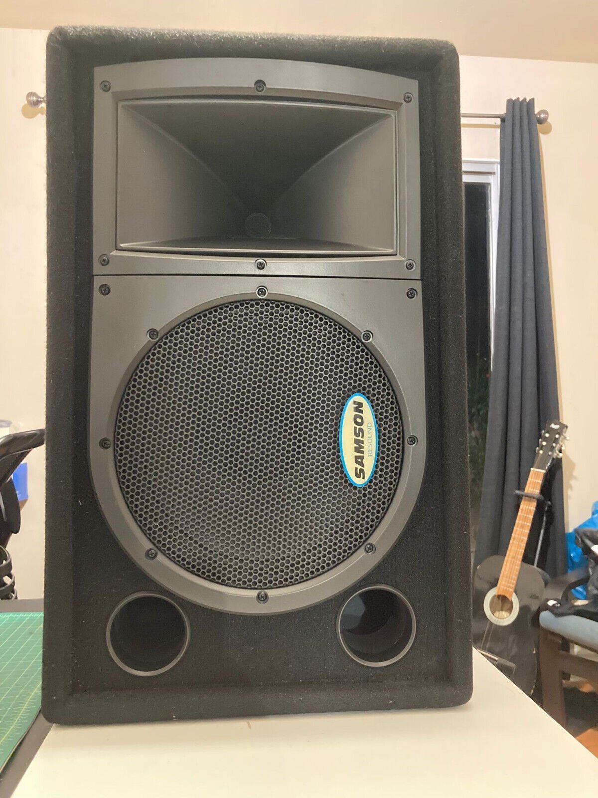 Samson RS10M 2-Way Loudspeaker 1 of 2