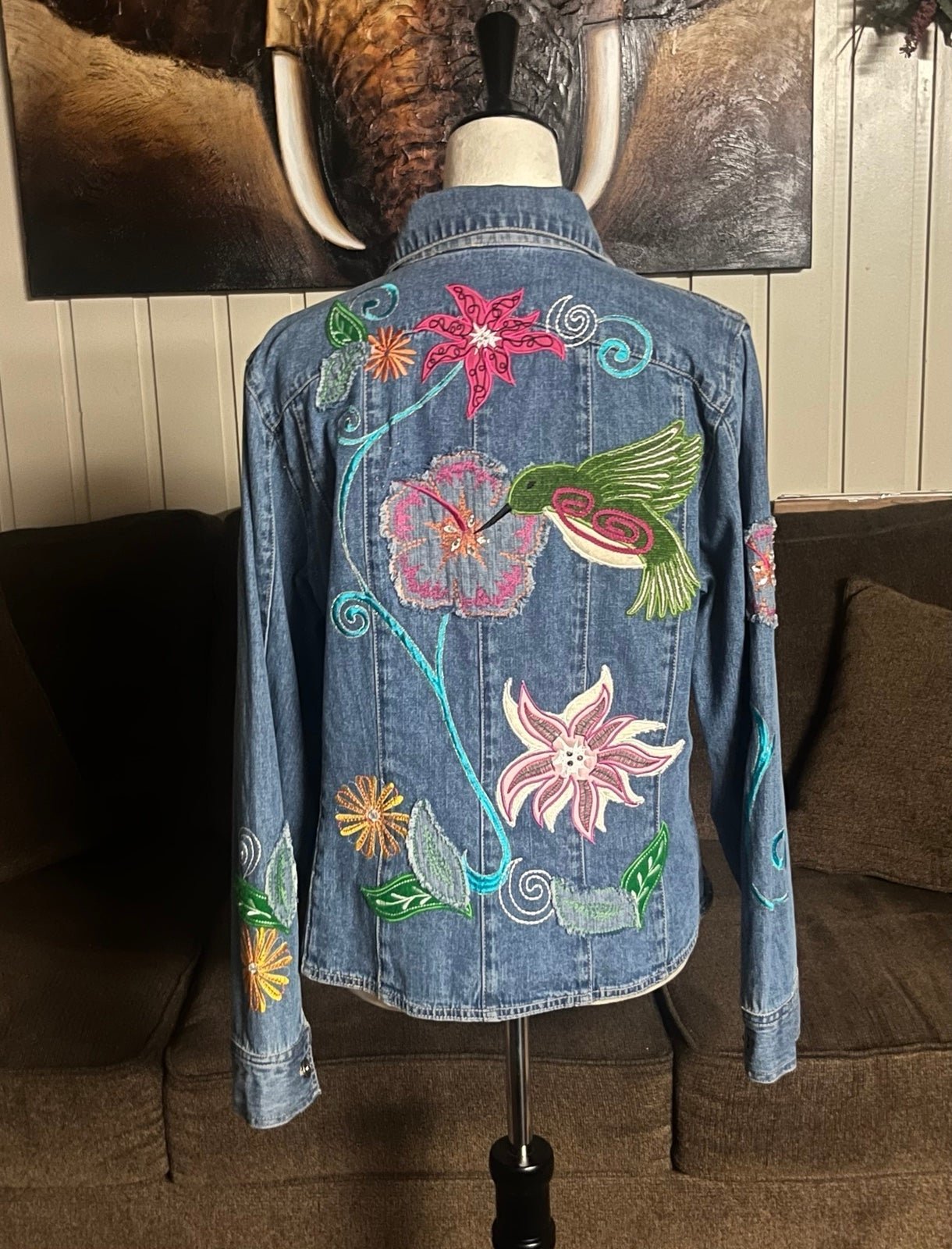 Bleu Bayou • Vintage • Medium • Blue • Denim Jacket • Floral & Hummingbird • New