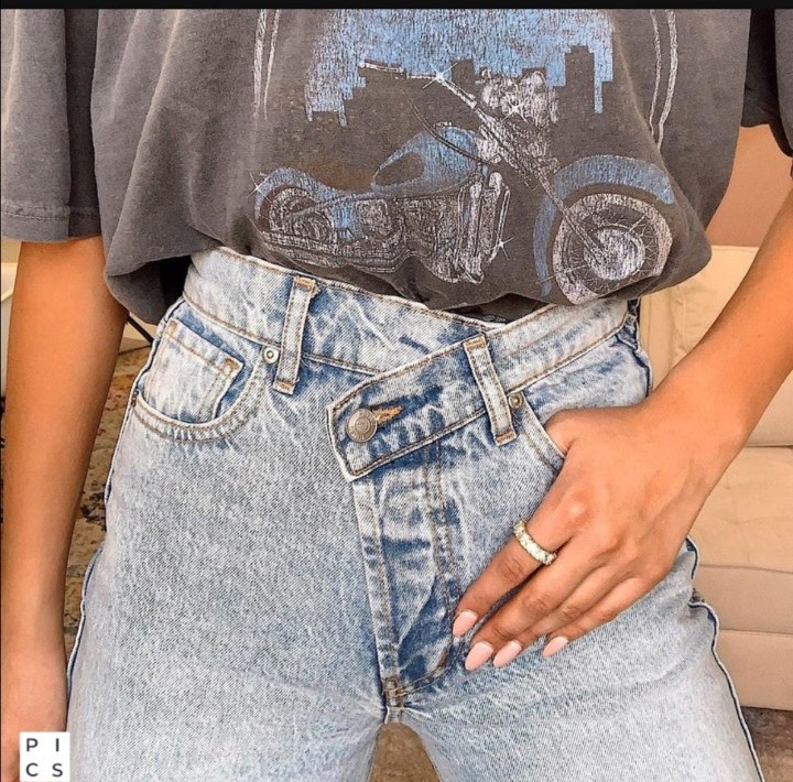 New Revice 90s Baby Jeans in Joey Wash