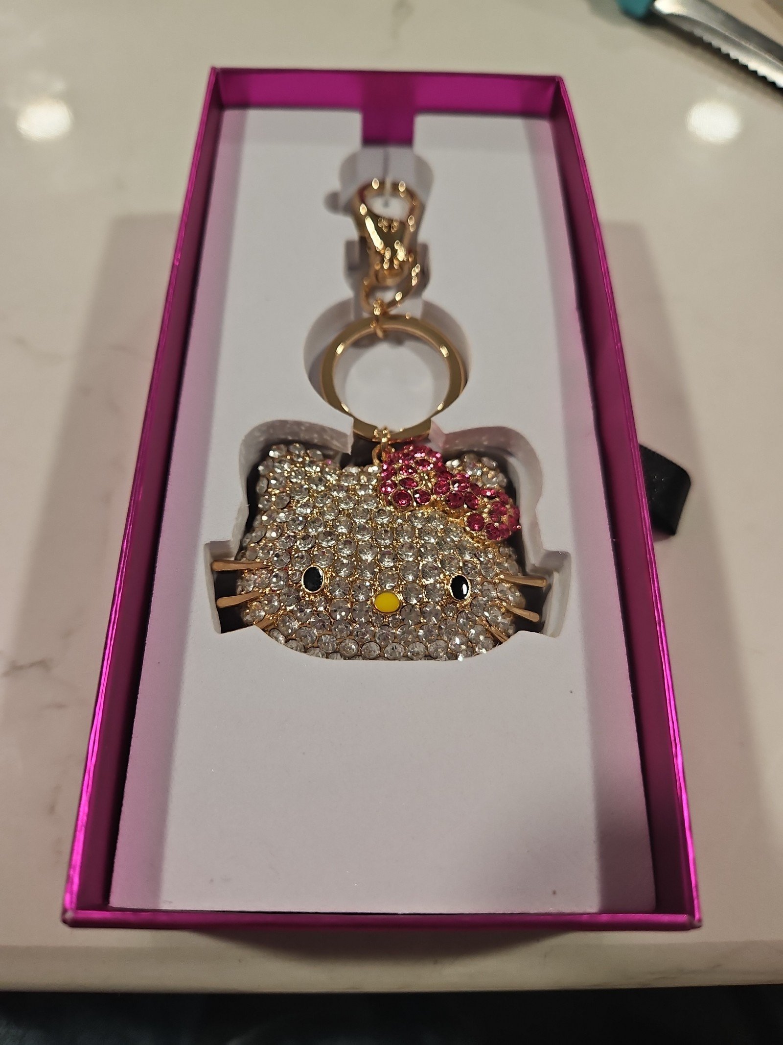 Hello Kitty keychain / FREE shipping