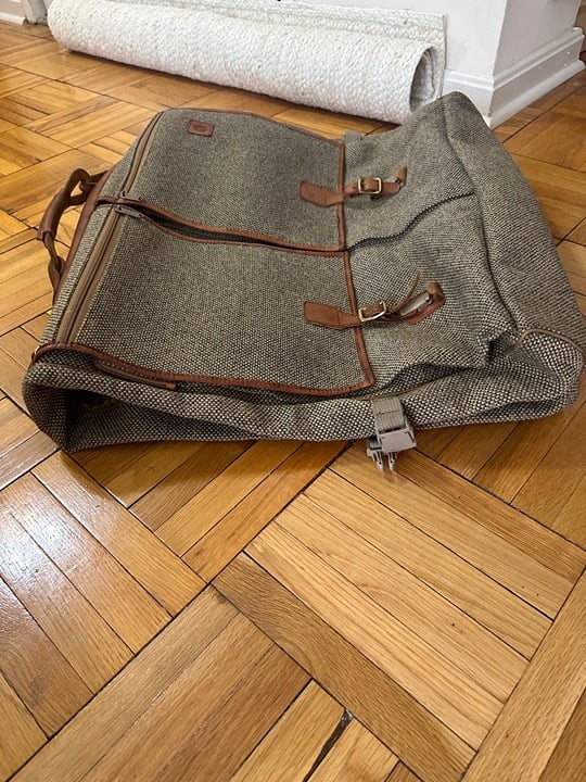 hartmann tweed garment bag