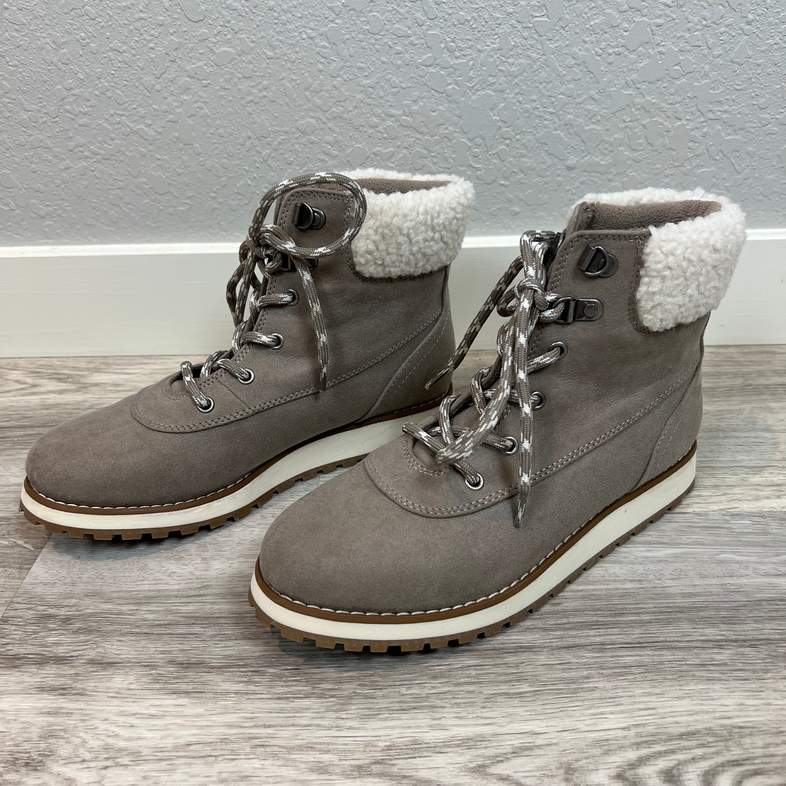 Old Navy Hiking Boots Mercari