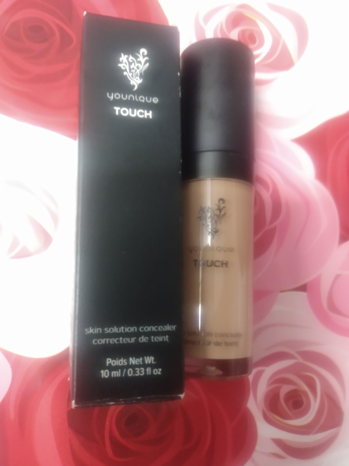 Younique concealer Eyelet