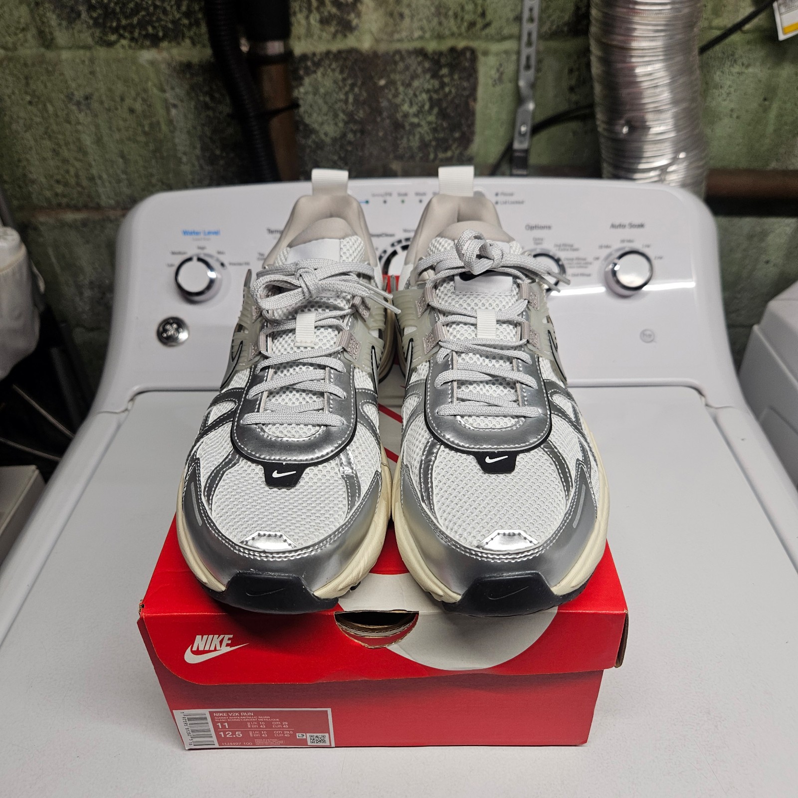 Nike V2K Run