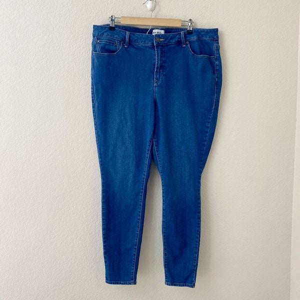 Rebel wilson pin up skinny jeans sale