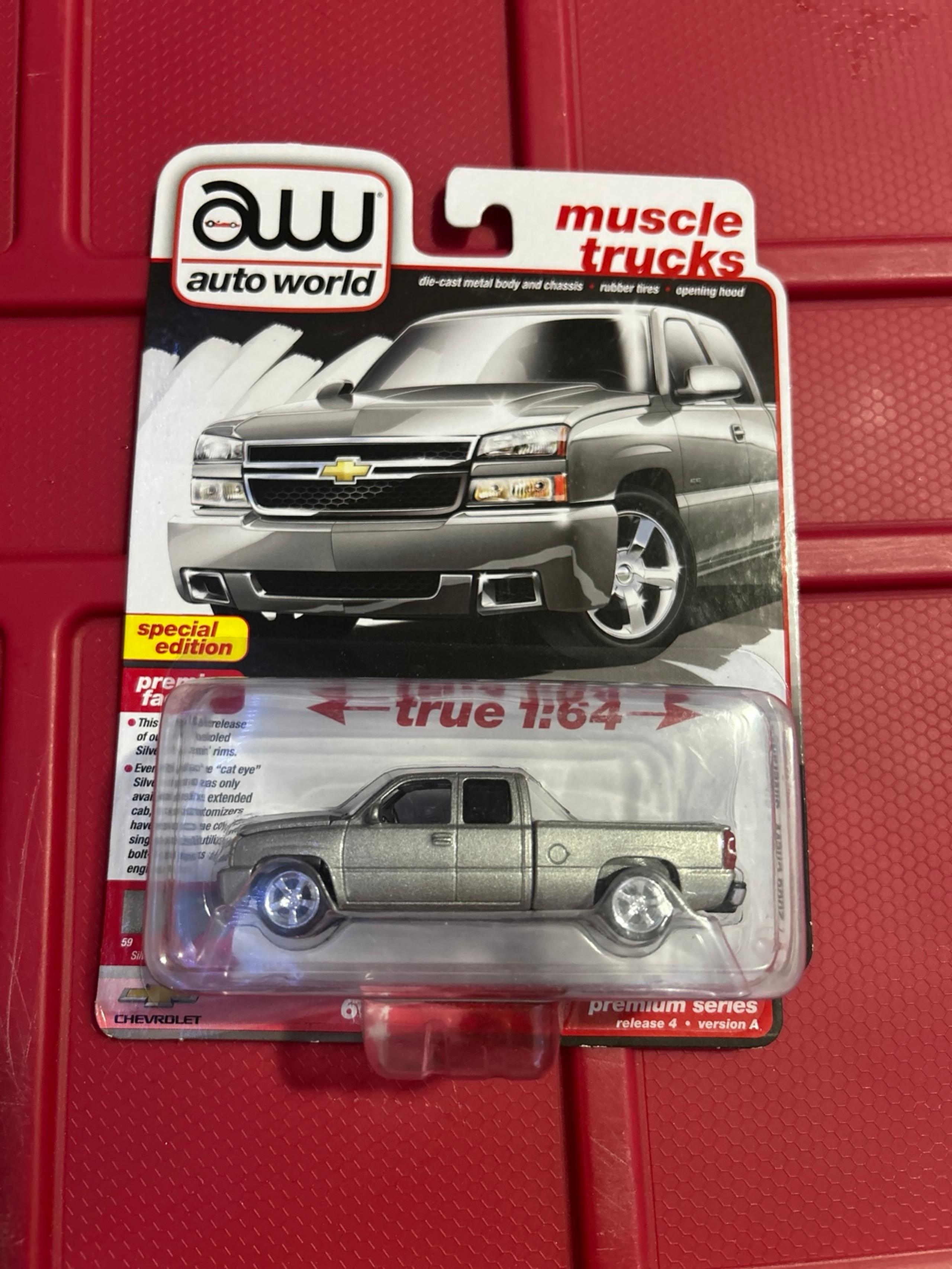 Auto World Chevy Silverado SS “Silver”