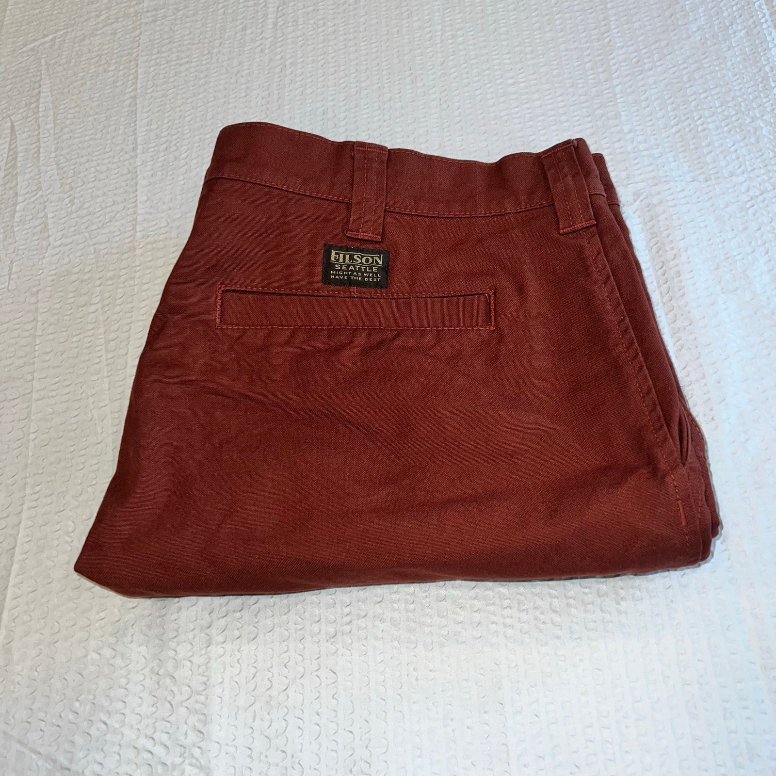 Filson men terracotta color shorts 38 men