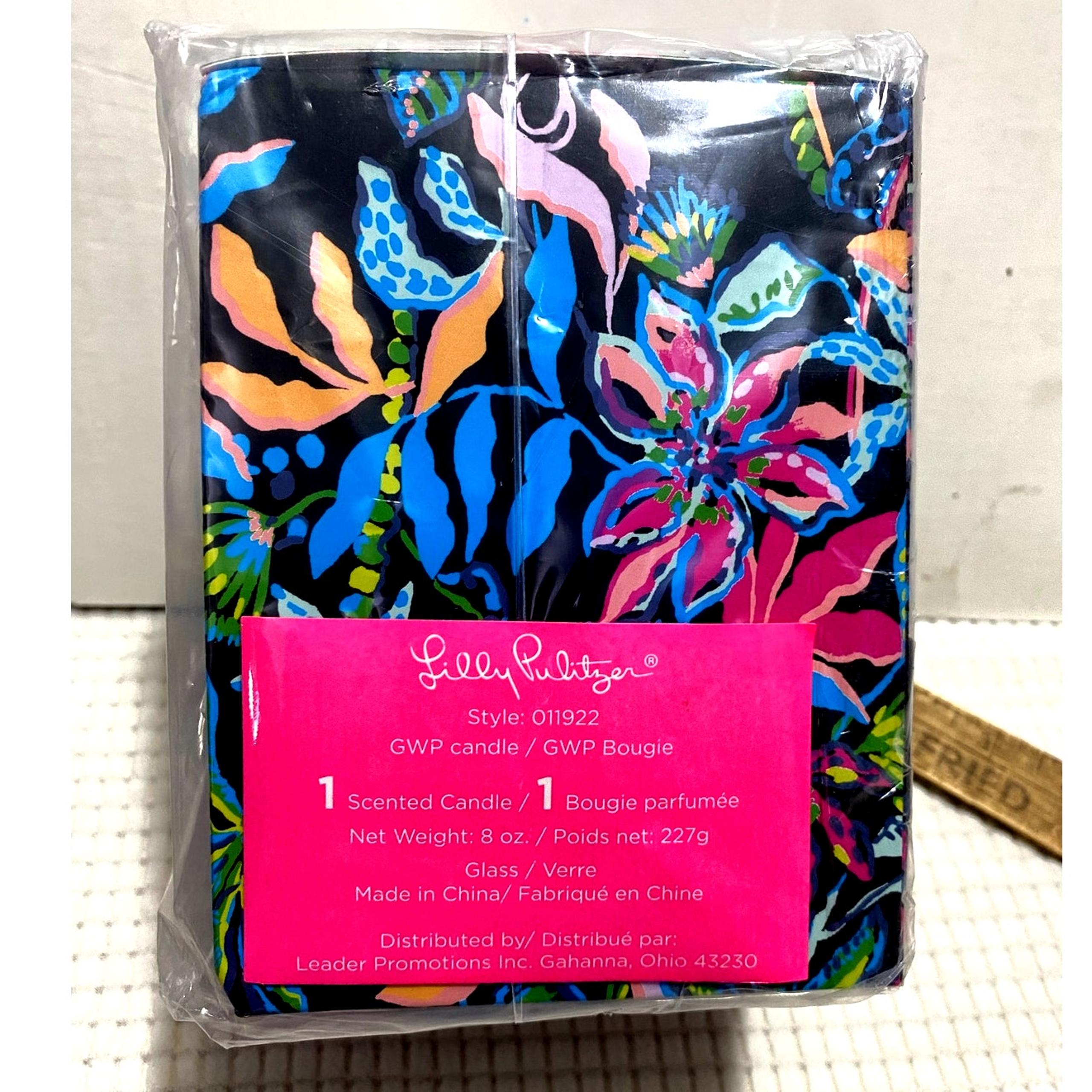NEW Lilly Pulitzer Printed Scented Candle Onyx Paradise Glow accessor 8 oz