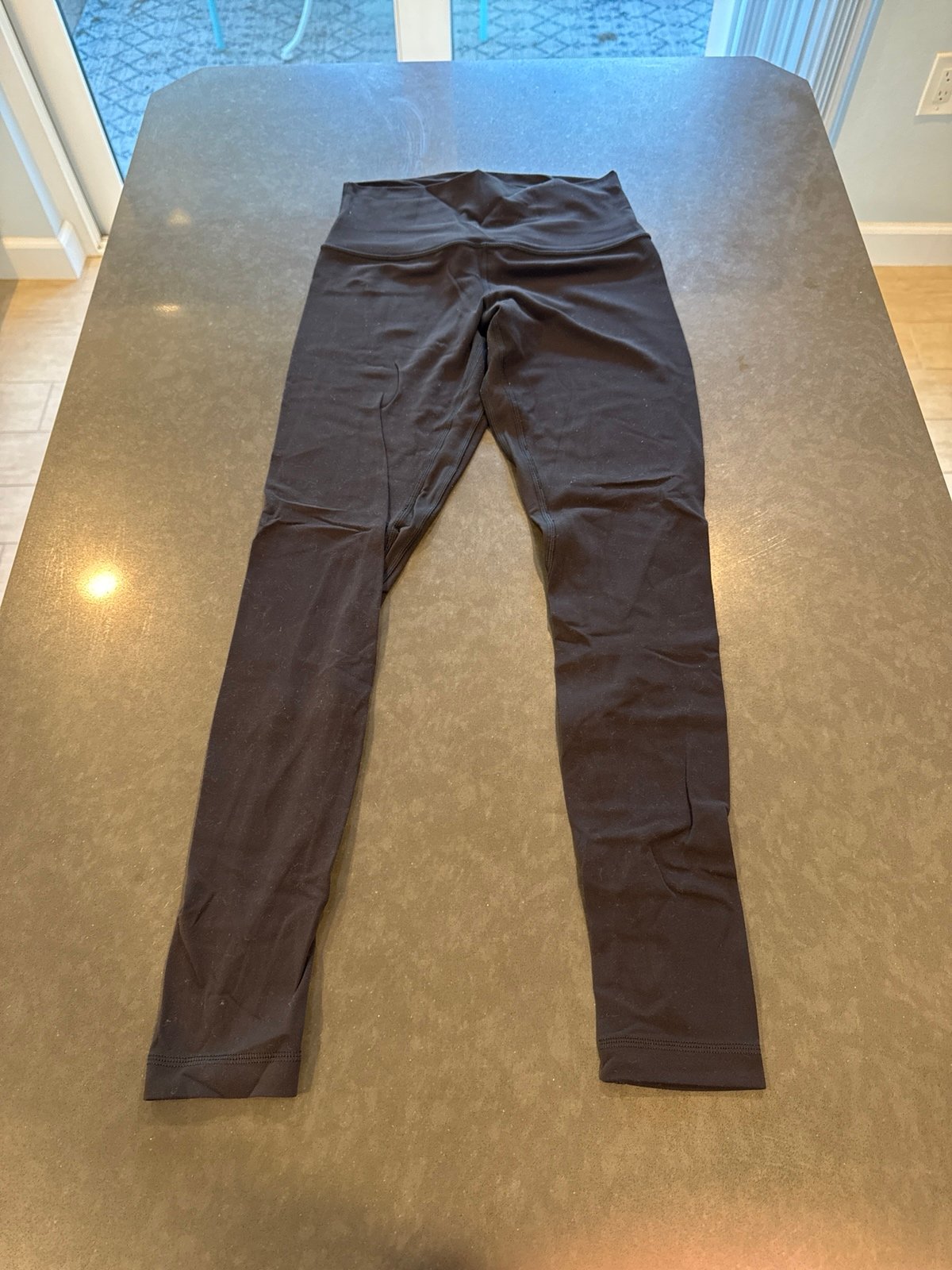 Lululemon align leggings 28” - black (size 6)