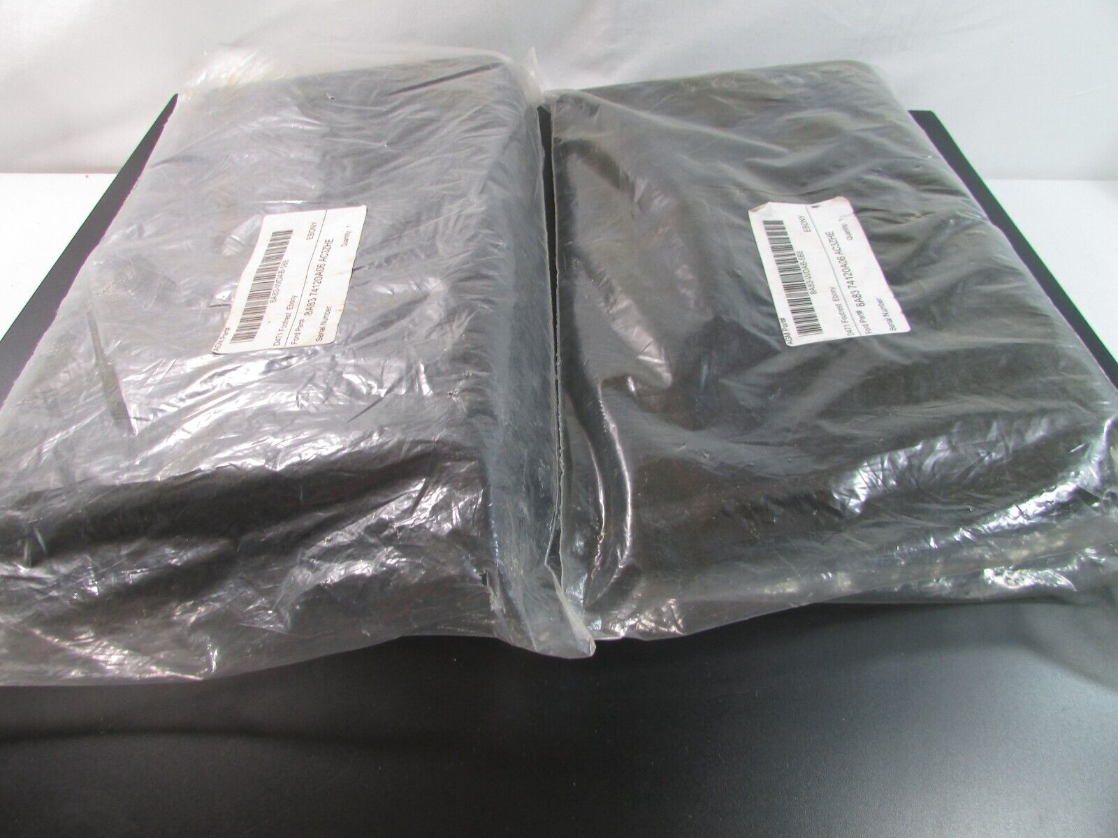 (2) 2010 FORD FLEX Black Ebony D471 Footrest Part# 8A83 74120A06 AC3ZHE - NEW