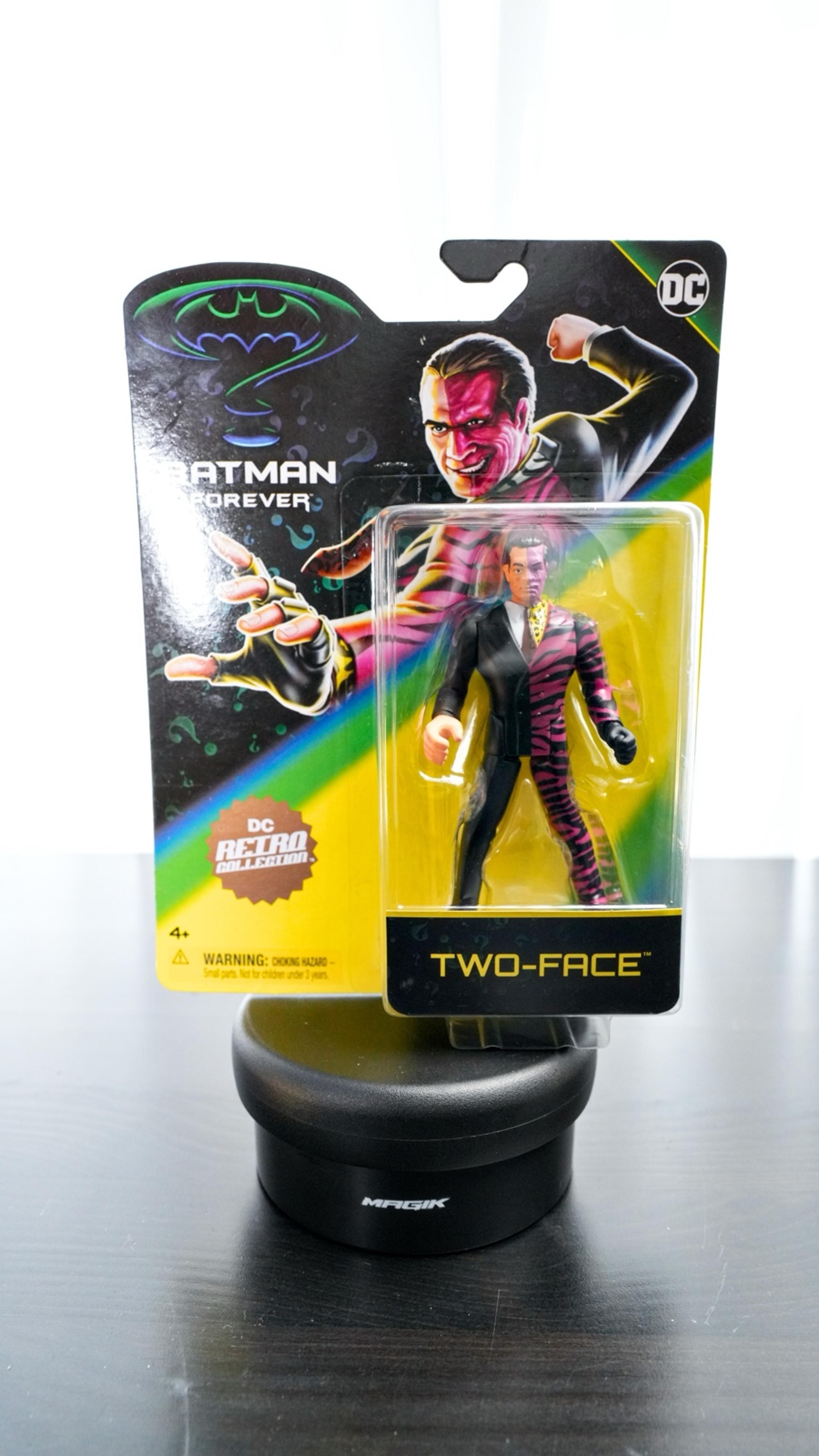 DC Retro Collection Batman Forever Two-Face Exclusive tommy lee jones