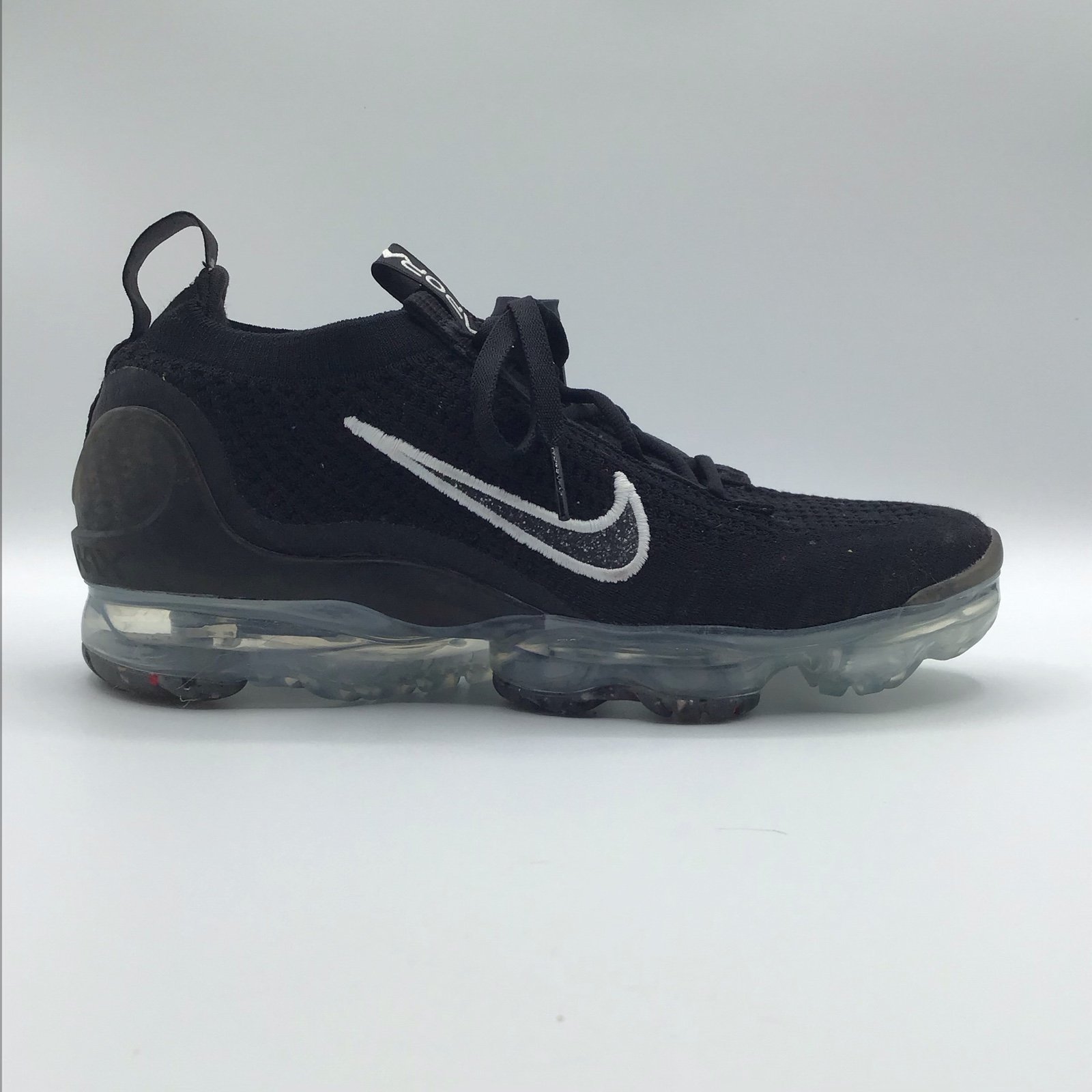 Nike Air VaporMax 2021 flyknit black white shoes DC4112-002 womens 8 gym running