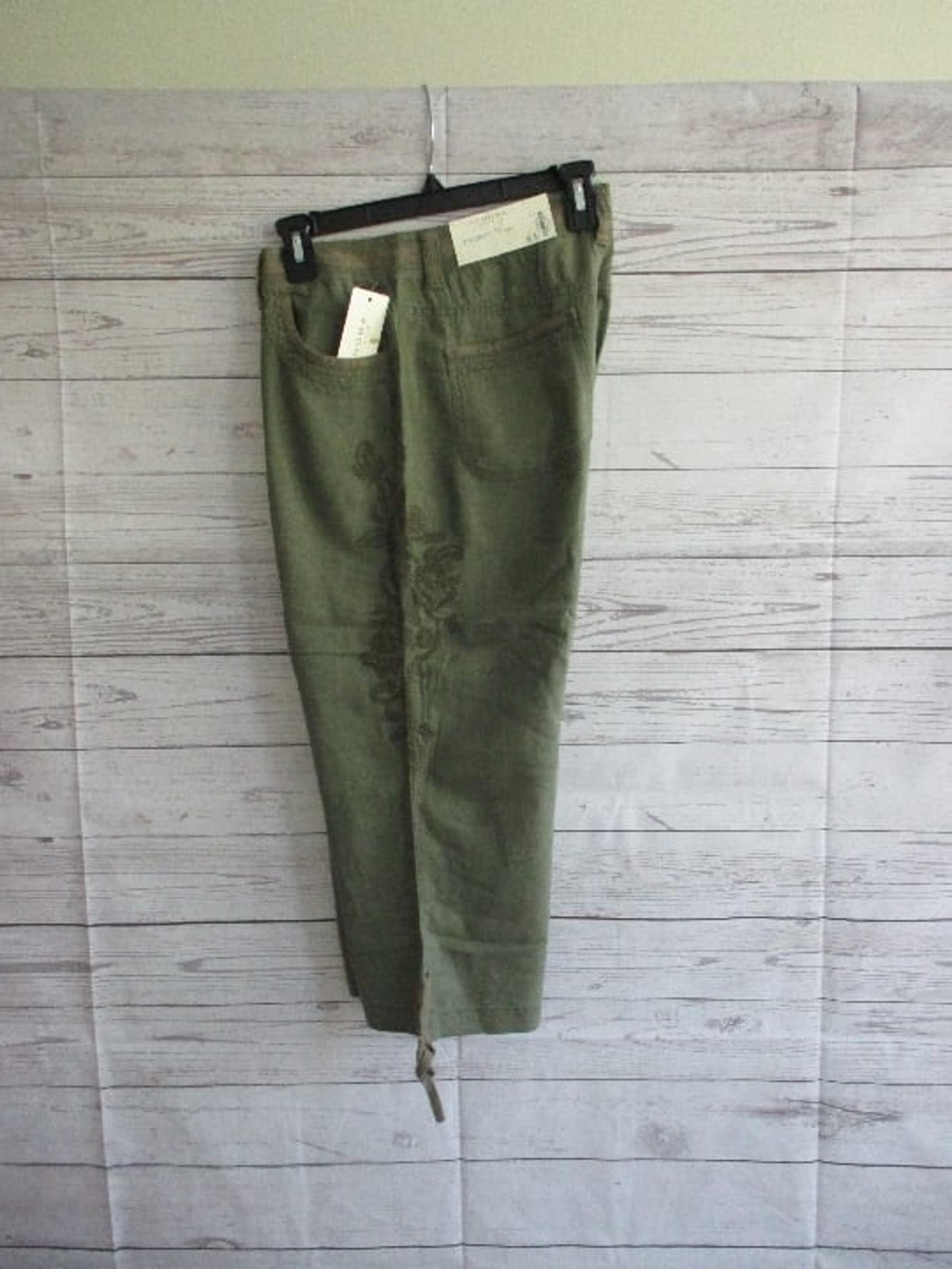 NWT - SONOMA linen-blend Capri - sz 6